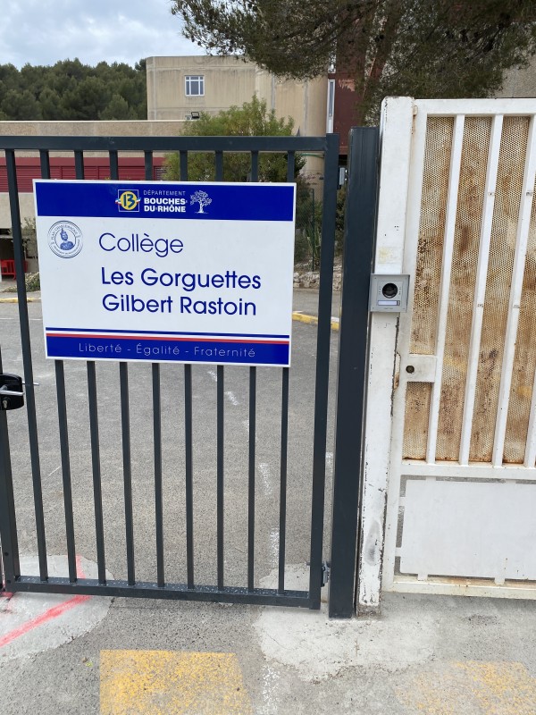 Visiophone sur le collège de cassis