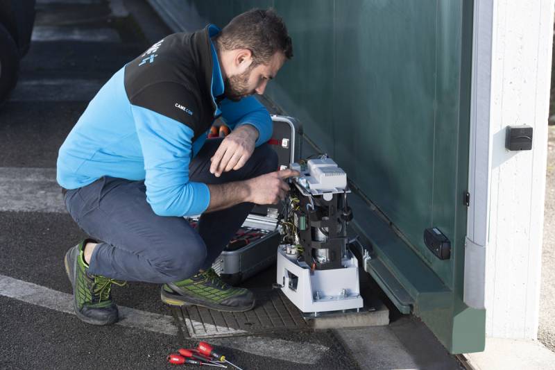 AUTOMATISMES PORTES/PORTAILS INDUSTRIELS